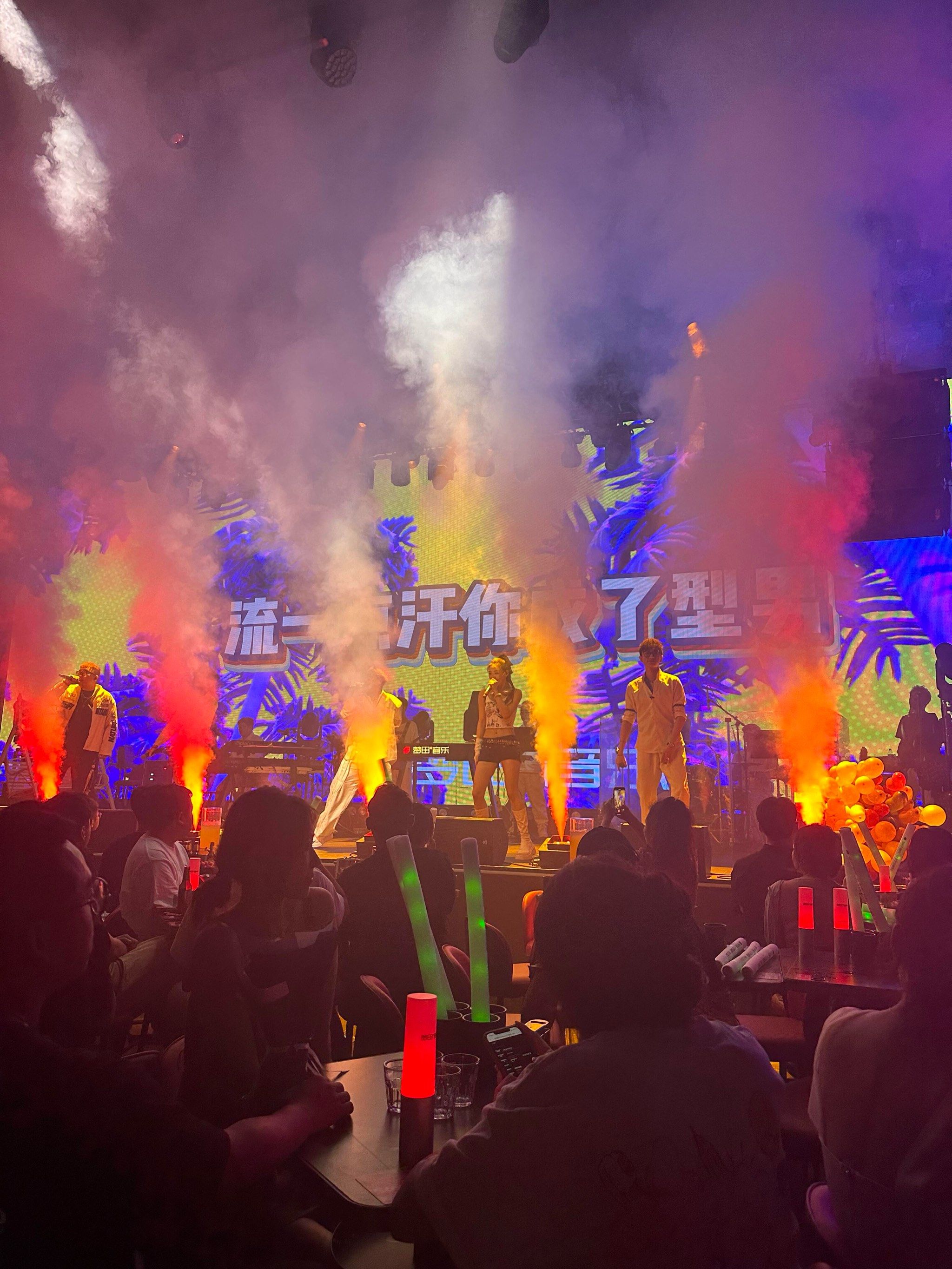 洛阳商务ktv推荐商务ktv哪里有-嵩县ktv预订